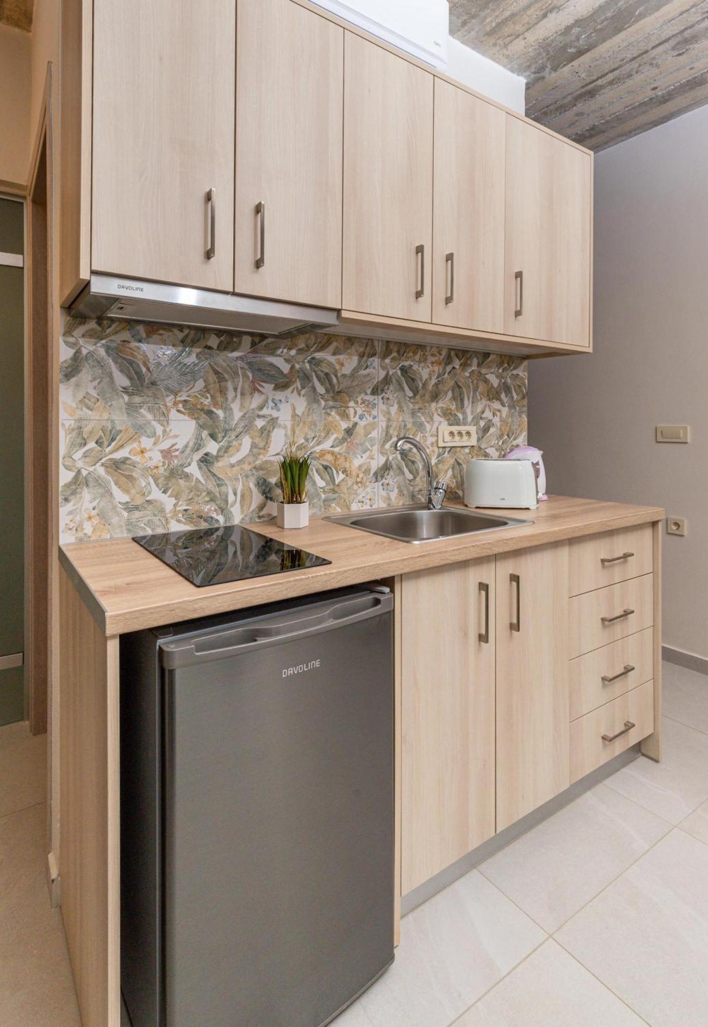Achatis Apartments With Sea View Колимвари Екстериор снимка