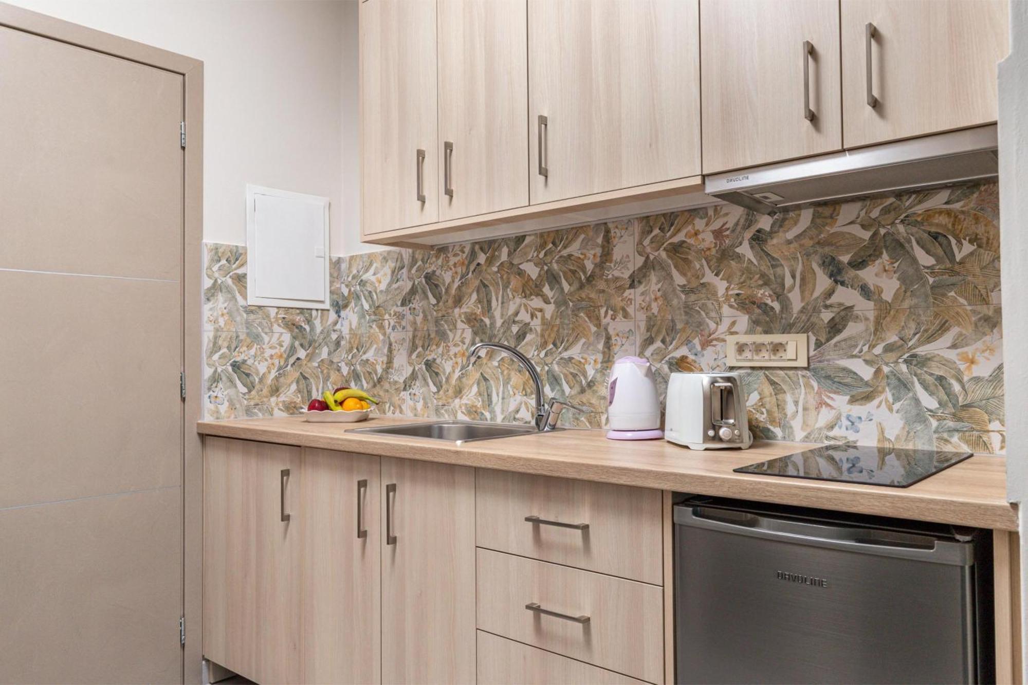 Achatis Apartments With Sea View Колимвари Екстериор снимка