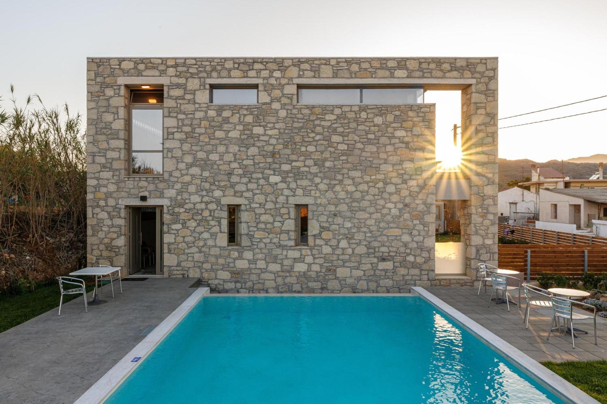 Achatis Apartments With Sea View Колимвари Екстериор снимка