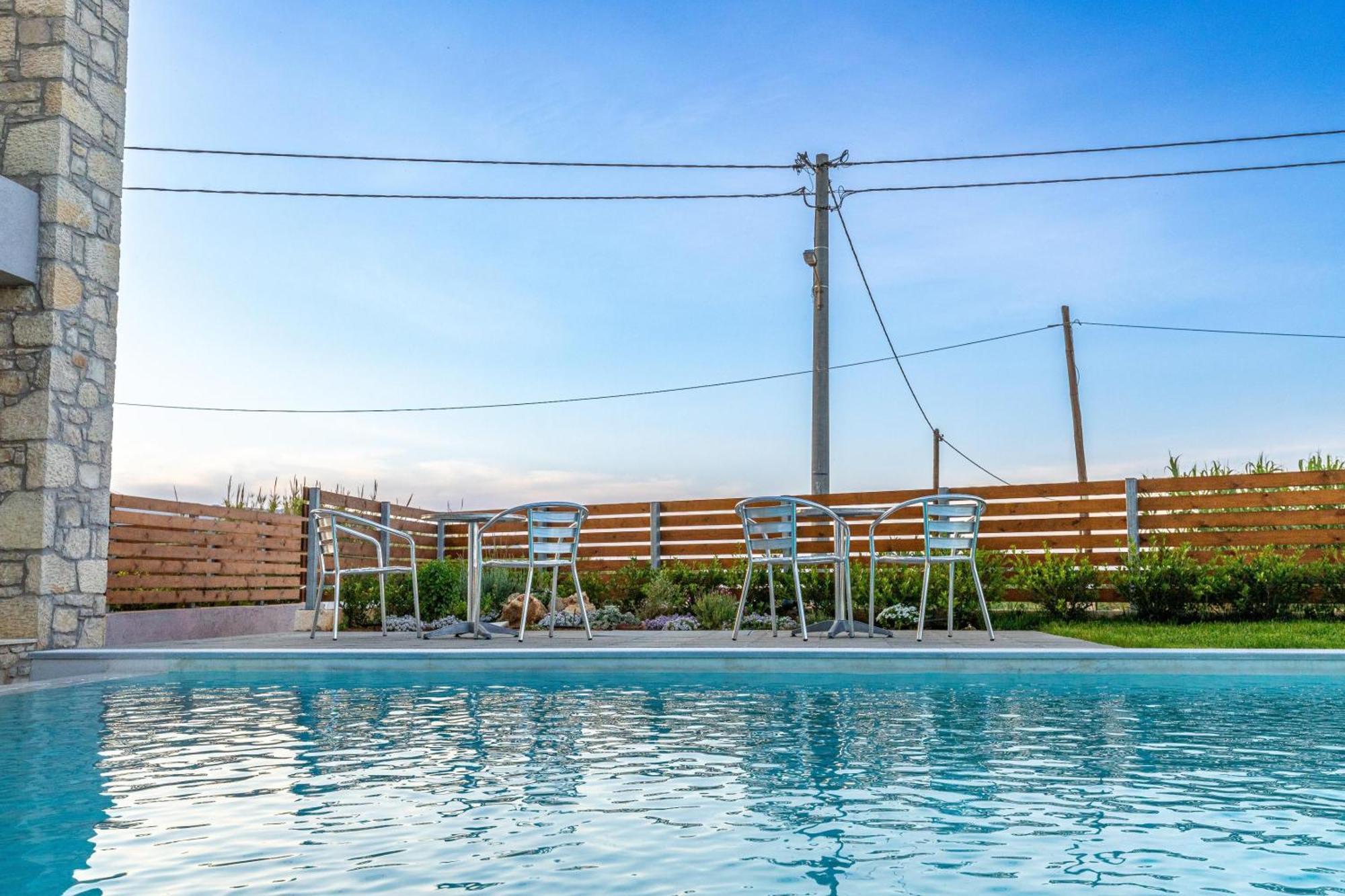 Achatis Apartments With Sea View Колимвари Екстериор снимка